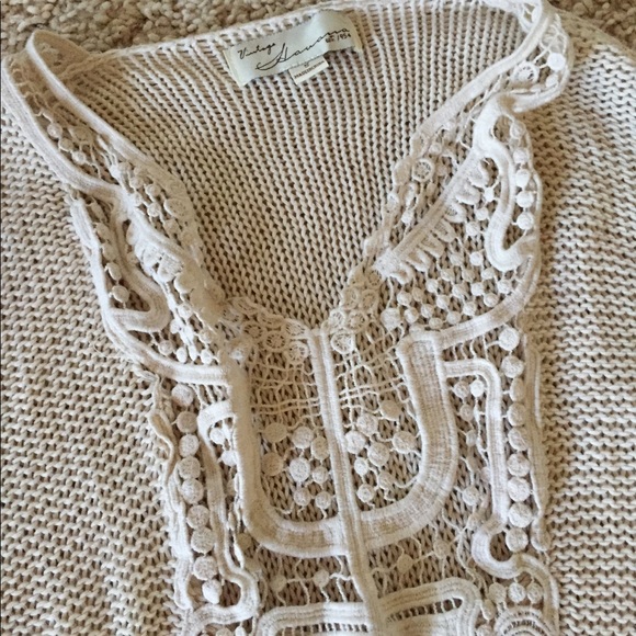 Black and white lace sweater top - Picture 4 of 5